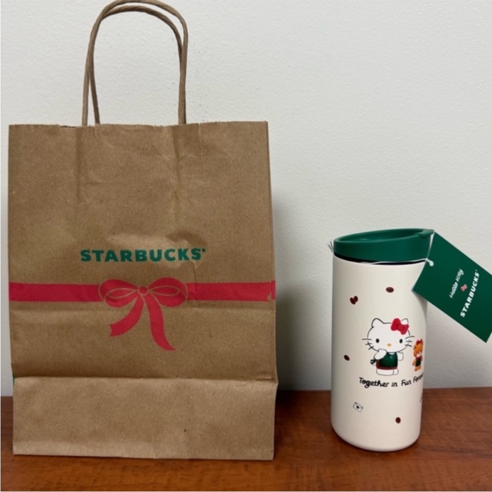 Starbucks Hello Kitty Tumbler nwt collab